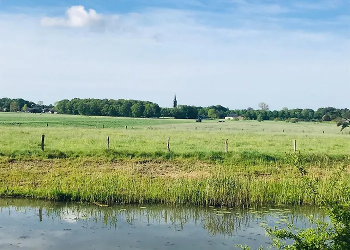 Blauwe Lelie Semesterbostad Ewijk