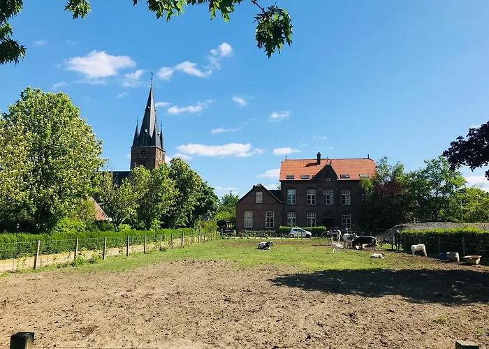 Semesterbostad Blauwe Lelie *